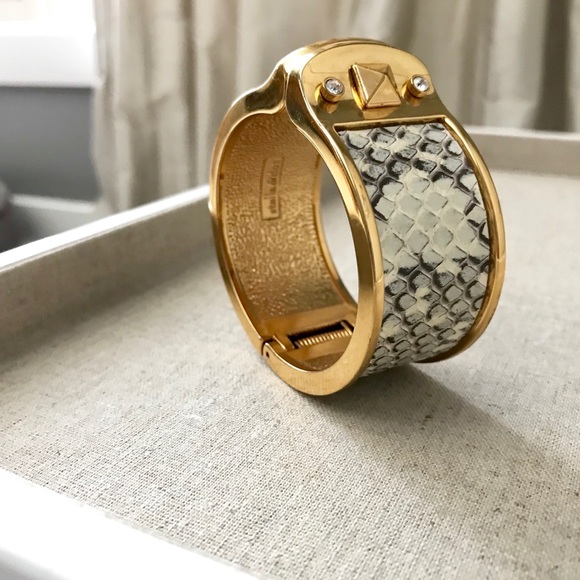 Stella & Dot Jewelry - stella & dot gold Bello cuff w/ inset snake print
